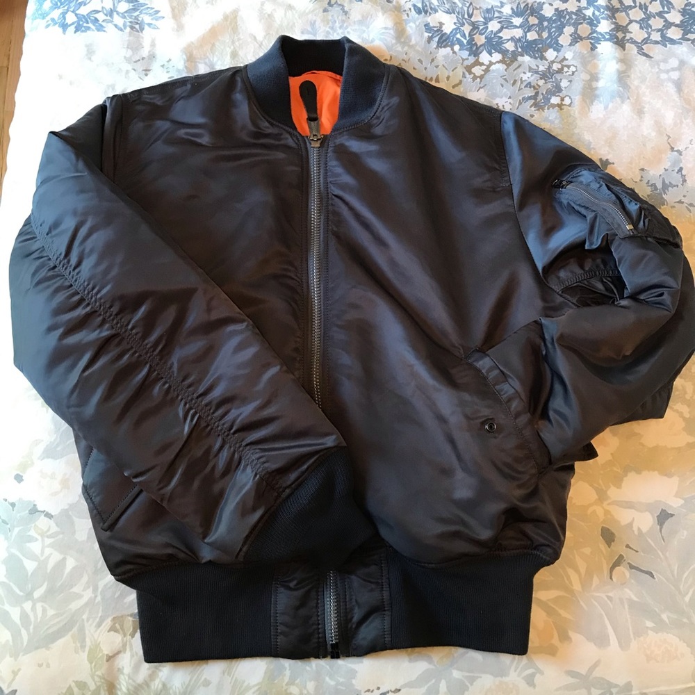 Alpha Industries MA-1 Men’s Bomber Jacket (Gray)